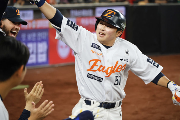한화 이글스, 문현빈, 26년 만에 10연승, 단독 1위