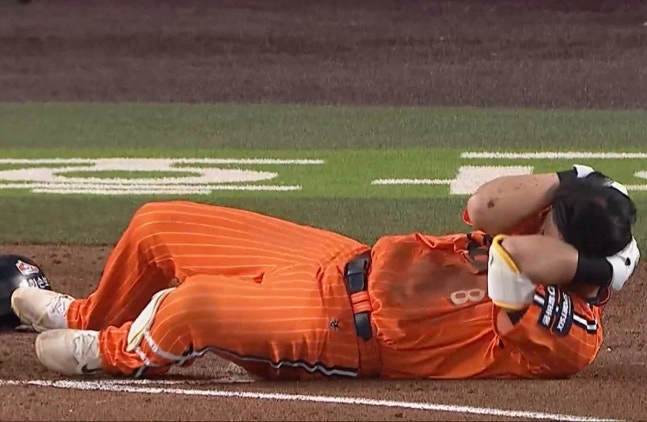 '이럴 수가' 노시환, 64타석 만에 홈런 쳤는데…