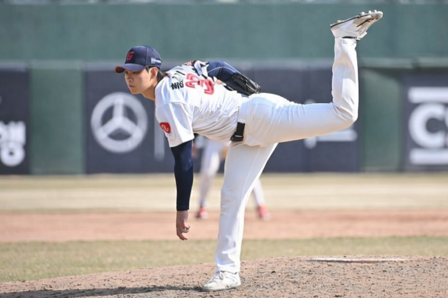 홍민기 구속 급락 충격