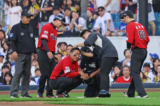 김태군 갑자기 머리에 출혈 발생....
