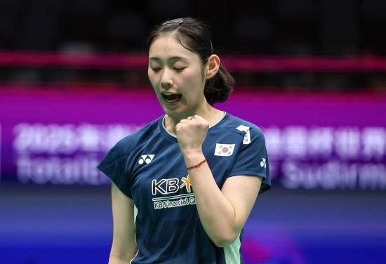 韓 배드민턴 또 기적 쐈다! 심유진, 中 세계 2위 왕즈이 2-0 완파