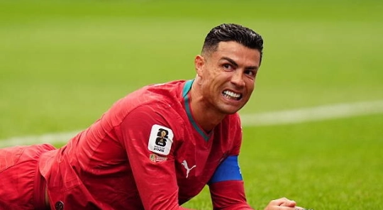호날두 역대급 굴욕...41세 CR7, 유효슈팅 0개 침묵